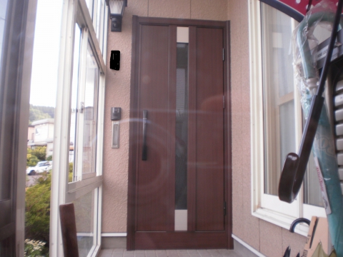 【石狩花川店】札幌市南区Y様邸 リフォーム玄関ドア ドアリモ施工しました。